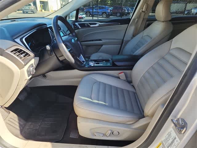 Thumbnail: 2019 Ford Fusion - 14