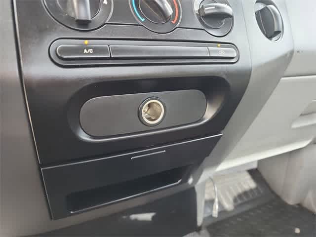 Thumbnail: 2007 Ford F-150 - 22