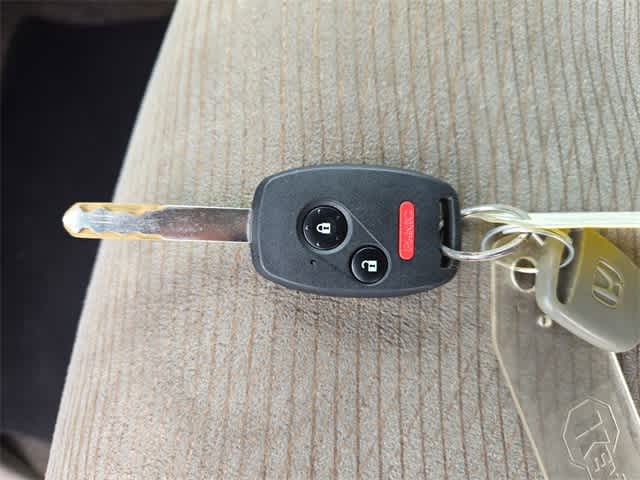 Thumbnail: 2011 Honda Odyssey - 32