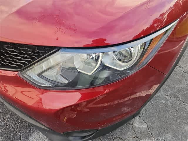 Thumbnail: 2019 Nissan Rogue Sport - 2