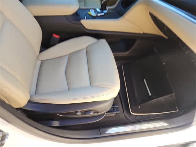 Thumbnail: 2017 Cadillac XT5 - 19