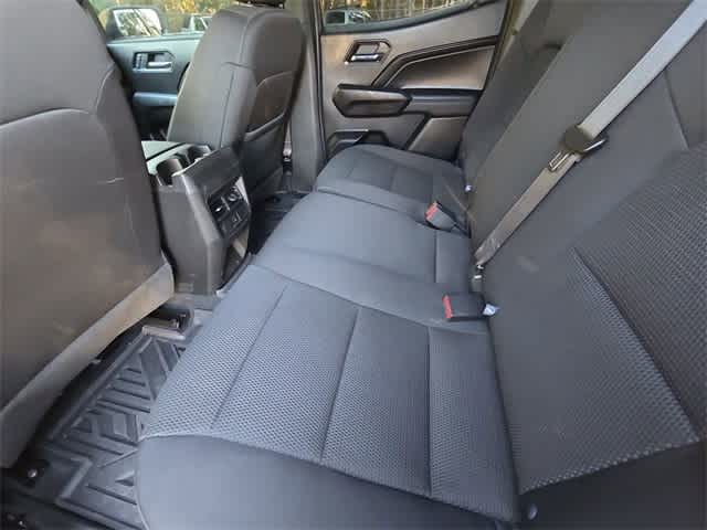 Thumbnail: 2023 Chevrolet Colorado - 17