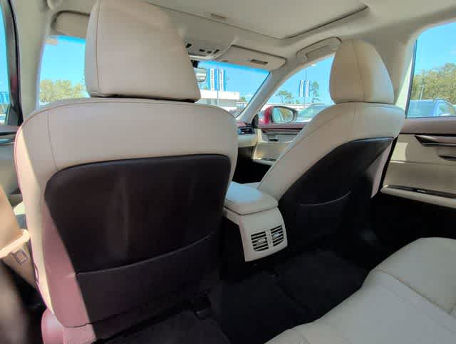 Thumbnail: 2016 Lexus ES - 16