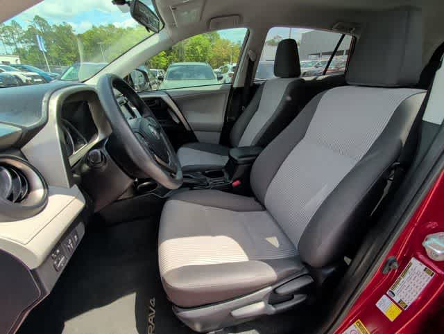 Thumbnail: 2013 Toyota RAV4 - 13