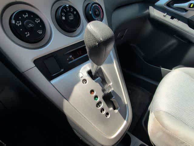 Thumbnail: 2009 Toyota Matrix - 23