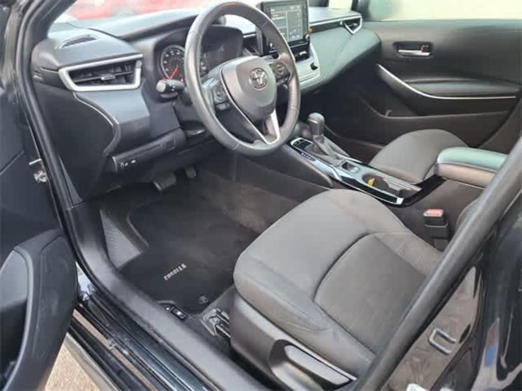 Used 2022 Toyota Corolla SE Sedan