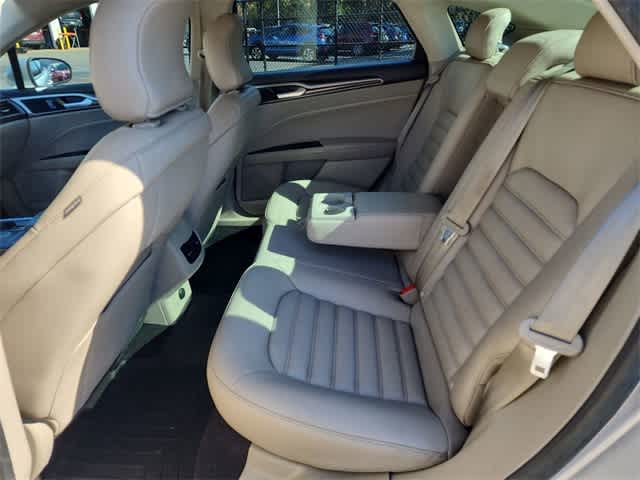 Thumbnail: 2019 Ford Fusion - 18