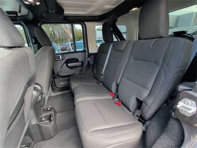 Thumbnail: 2021 Jeep Wrangler - 16