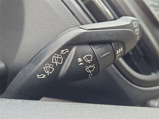 Thumbnail: 2016 Ford Escape - 25