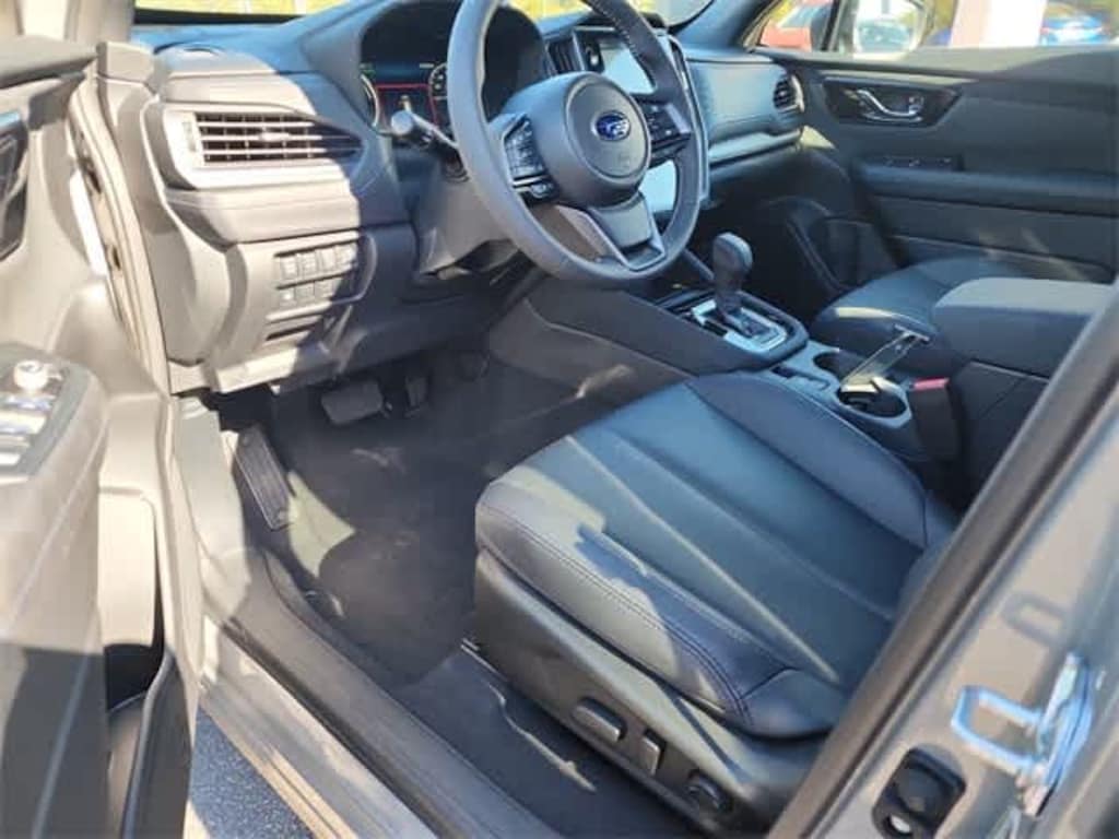 Used 2025 Subaru Forester Limited Hybrid SUV