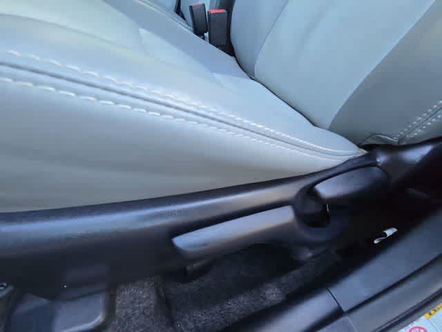 Thumbnail: 2012 Toyota Prius c - 15