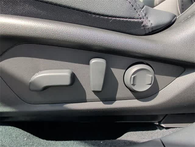 Thumbnail: 2026 Subaru Outback - 15