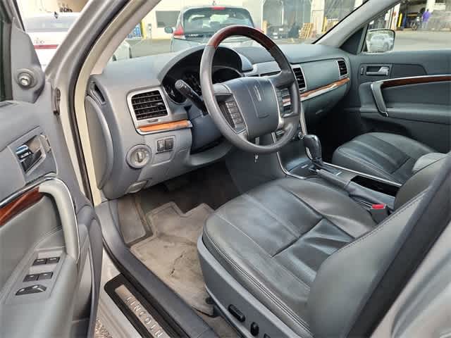 Thumbnail: 2010 Lincoln MKZ - 9