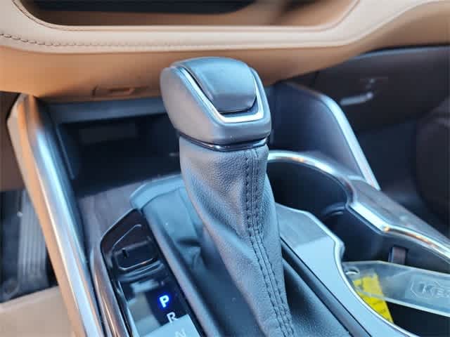 Thumbnail: 2021 Toyota Highlander - 28