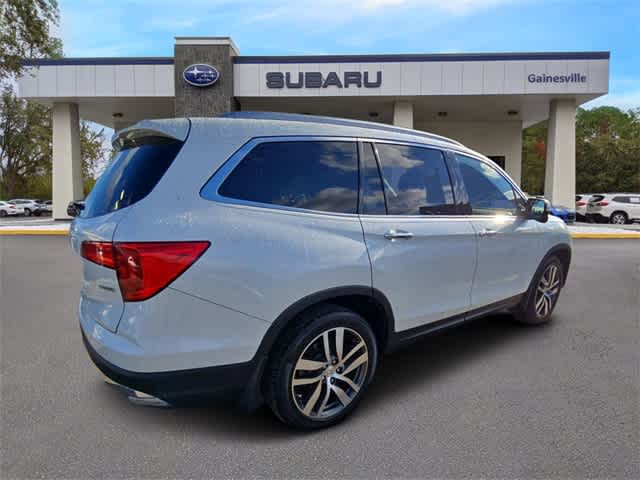 Thumbnail: 2017 Honda Pilot - 6