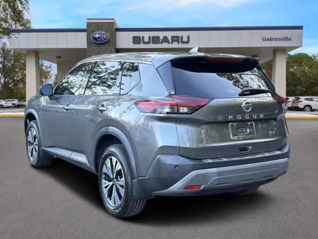 Used 2021 Nissan Rogue SV SUV