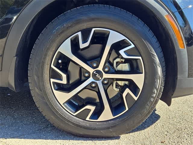 Thumbnail: 2023 Kia Sportage - 12