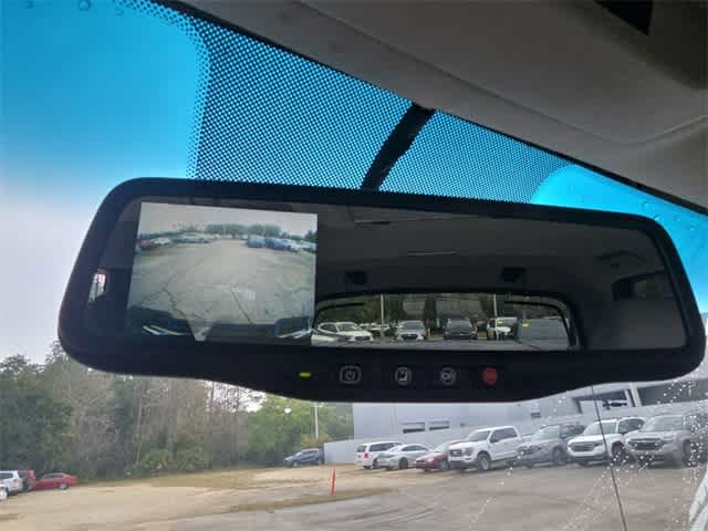 Thumbnail: 2013 Chevrolet Avalanche 1500 - 28