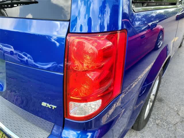 Thumbnail: 2020 Dodge Grand Caravan - 10