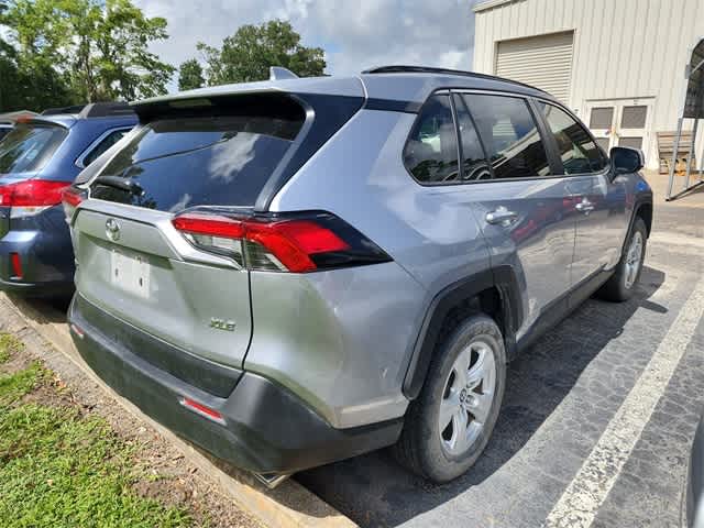 Thumbnail: 2019 Toyota RAV4 - 11
