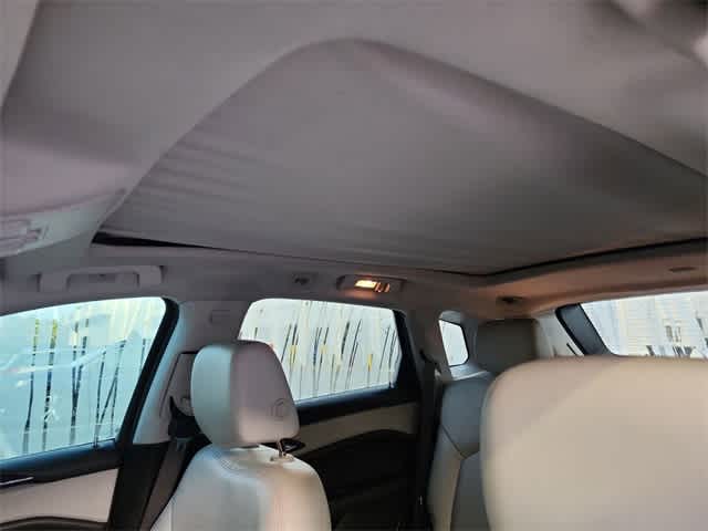 Thumbnail: 2015 Cadillac SRX - 17