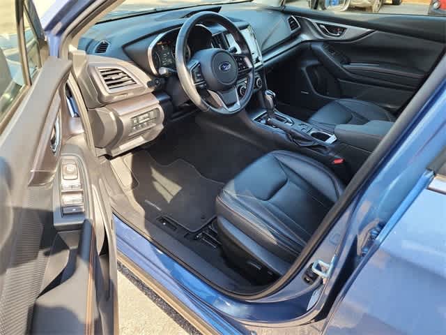 2023 Subaru Crosstrek Limited photo 2
