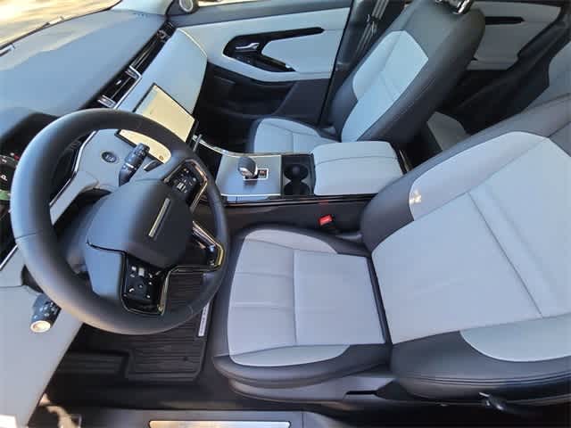 Thumbnail: 2025 Land Rover Range Rover Evoque - 2