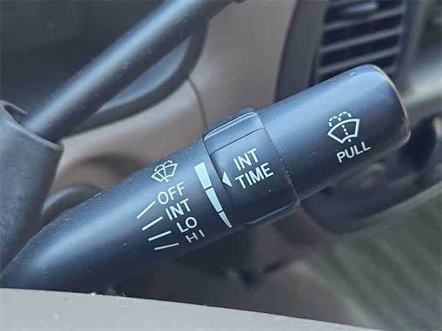 Thumbnail: 2003 Toyota Tundra - 25