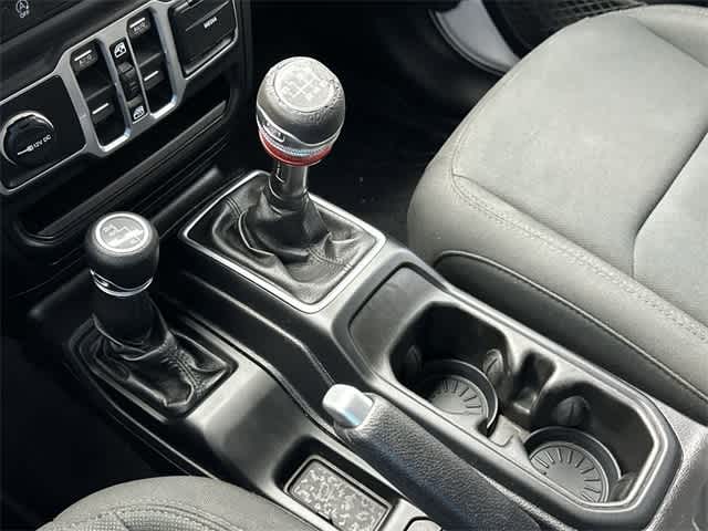 Thumbnail: 2018 Jeep Wrangler - 24