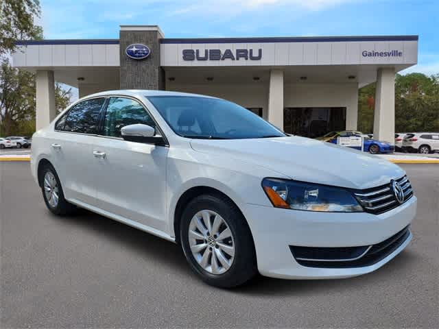 Thumbnail: 2013 Volkswagen Passat - 8
