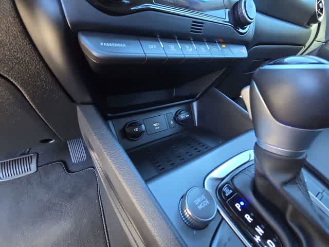 Thumbnail: 2022 Hyundai Kona - 30