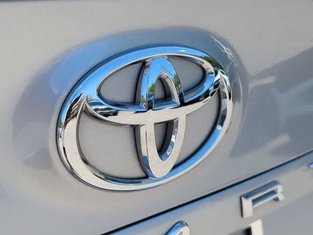Thumbnail: 2024 Toyota Camry - 10