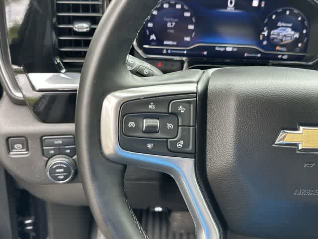 Thumbnail: 2023 Chevrolet Silverado 1500 - 21