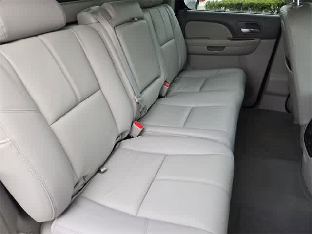 Thumbnail: 2013 Chevrolet Avalanche 1500 - 20