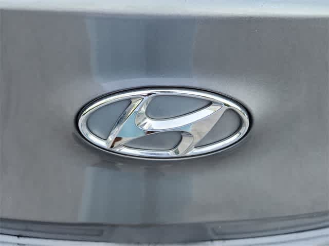 Thumbnail: 2016 Hyundai Elantra - 10