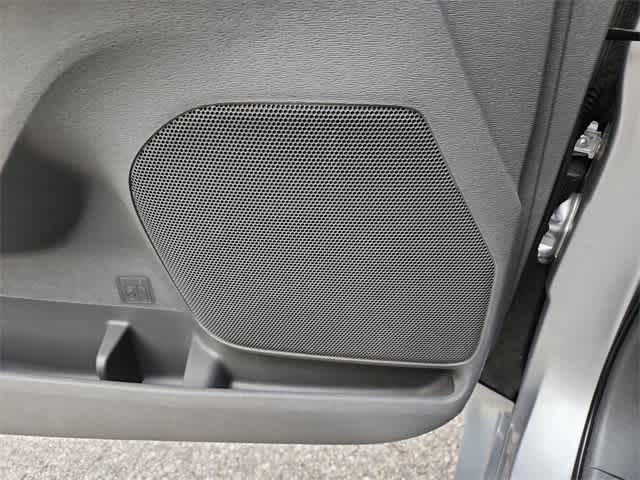 Thumbnail: 2017 Toyota Sienna - 26