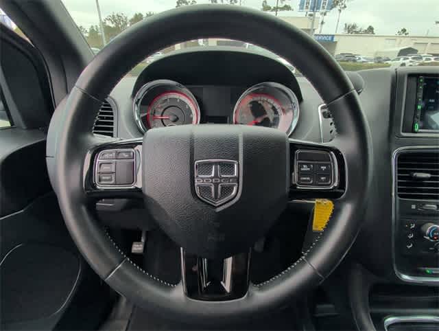 Thumbnail: 2015 Dodge Grand Caravan - 20