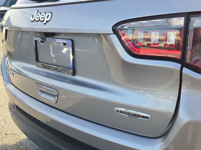 Thumbnail: 2022 Jeep Compass - 12