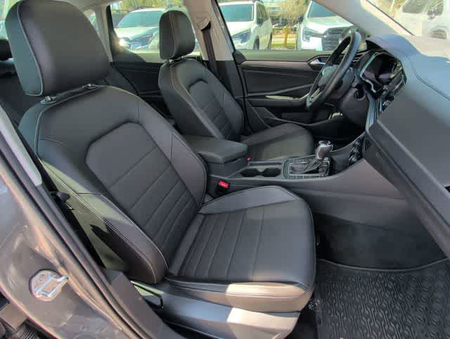 Thumbnail: 2023 Volkswagen Jetta - 20