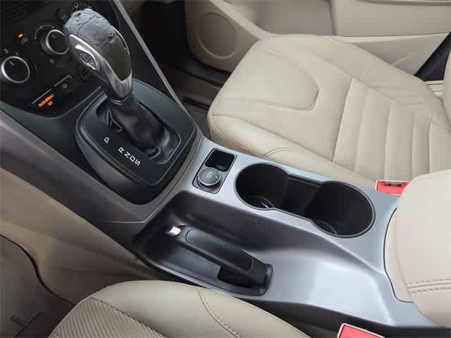 Thumbnail: 2016 Ford Escape - 31