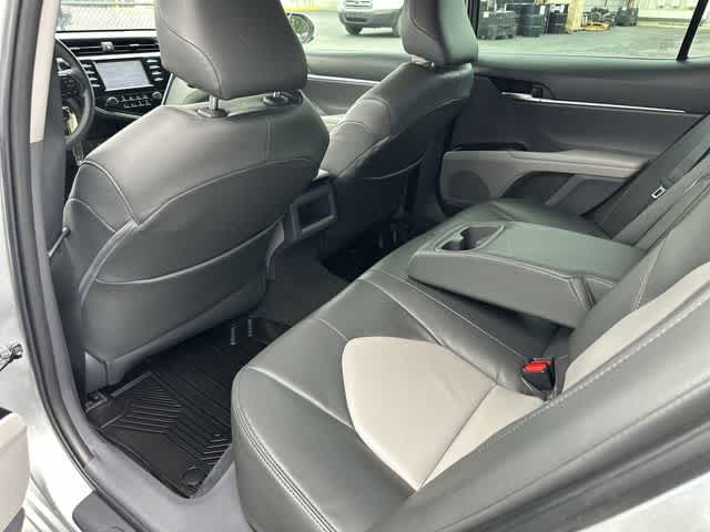 Thumbnail: 2018 Toyota Camry - 17