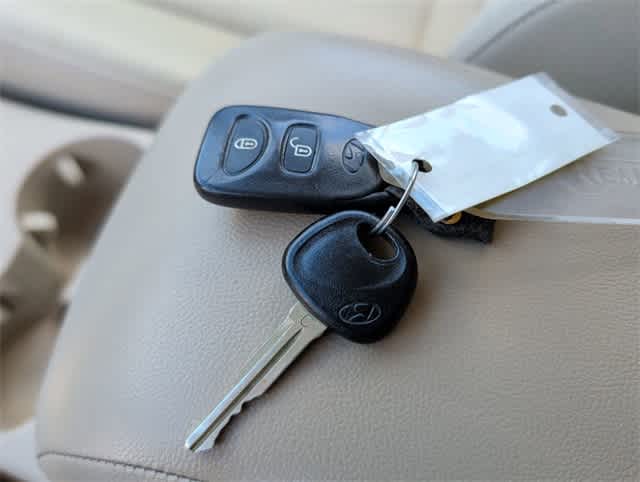 Thumbnail: 2009 Hyundai Santa Fe - 26