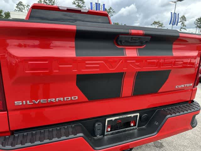 Thumbnail: 2023 Chevrolet Silverado 1500 - 10