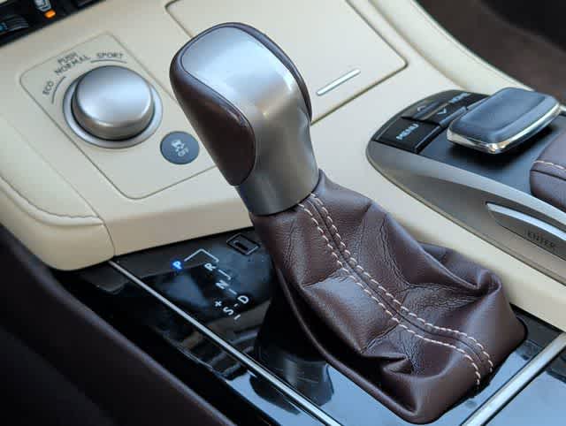 Thumbnail: 2016 Lexus ES - 30