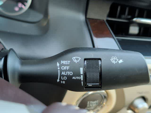 Thumbnail: 2016 Lexus ES - 25