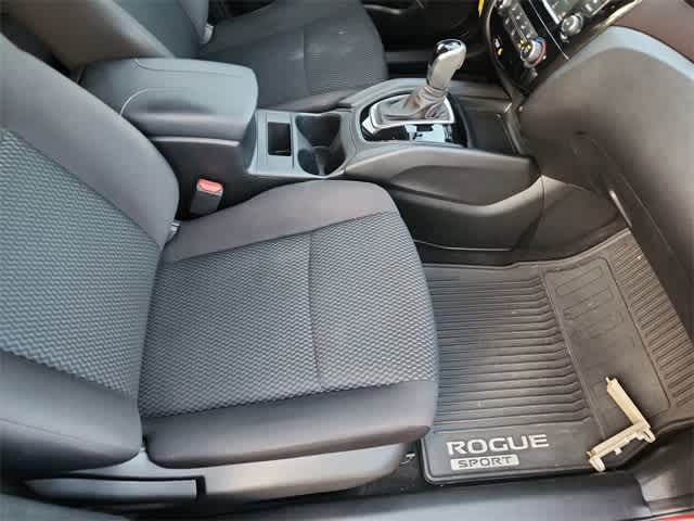 Thumbnail: 2019 Nissan Rogue Sport - 19