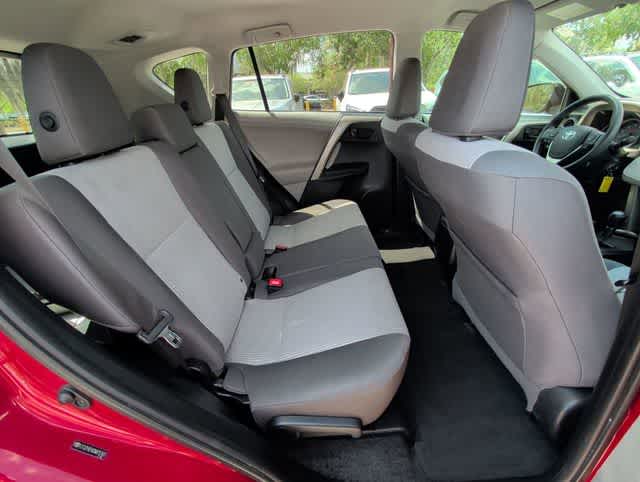 Thumbnail: 2013 Toyota RAV4 - 16