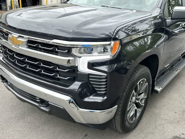 Thumbnail: 2023 Chevrolet Silverado 1500 - 10