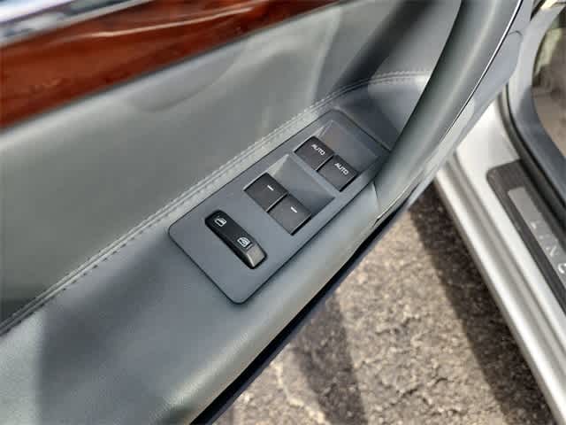 Thumbnail: 2010 Lincoln MKZ - 15