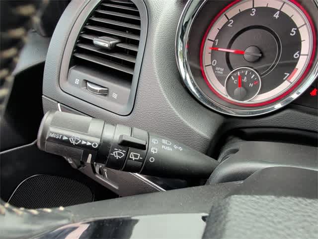 Thumbnail: 2015 Dodge Grand Caravan - 23